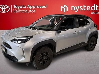 Käytetty Toyota Yaris Cross 116 HP (85 kW) 2024 Hopea Katumaasturi