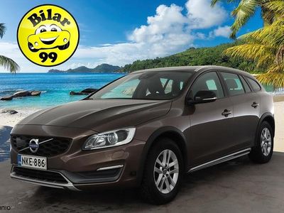 Käytetty 2016 Volvo V60 CC Momentum Farmari | 18 890 € (Hieman kallis)