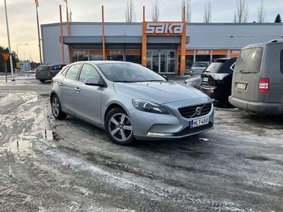 Käytetty Volvo V40 Business Edition 120 HP (88 kW) 2014 Viistoperä