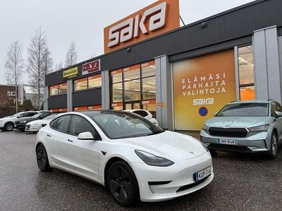 Käytetty 2021 Tesla Model 3 Standard Range Plus Sedan | 22 590 € (Perustarjous)