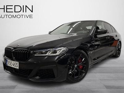 Musta Käytetty 2021 BMW 545e M Sport Sedan | 38 900 €