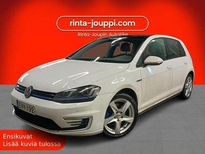 Valkoinen Käytetty 2016 VW Golf VII GTE Viistoperä | 12 980 € (Perustarjous)