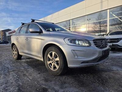 Käytetty Volvo XC60 Business Edition 190 HP (139 kW) 2017 Hopea Katumaasturi