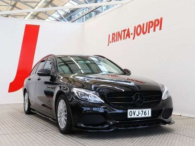 käytetty Mercedes C220 d T A Premium Business - LED High Performance ajovalot, Sport istuimet, Navigointijärjestelmä, Alta taittuva vetokoukku