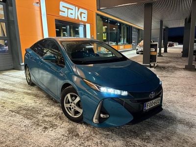 Käytetty 2017 Toyota Prius Plug-in Hybrid Executive Viistoperä | 14 900 €