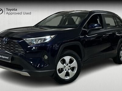 Sininen Käytetty 2021 Toyota RAV4 Hybrid Active Katumaasturi | 34 290 € (Perustarjous)