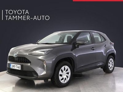 Harmaa Käytetty 2023 Toyota Yaris Cross Active Katumaasturi | 26 480 € (Perustarjous)