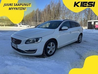 Käytetty Volvo V60 Momentum 163 HP (119 kW) 2014 Farmari