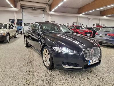 Käytetty Jaguar XF Luxury 275 HP (202 kW) 2014 Musta Sedan