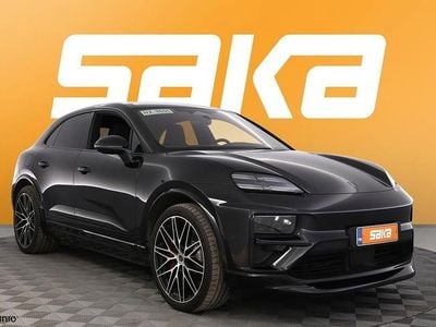 Käytetty 2025 Porsche Macan Turbo Katumaasturi | 116 900 €