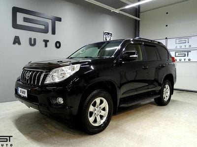 Käytetty 2011 Toyota Land Cruiser Anniversary Katumaasturi | 48 900 € (Kallis)
