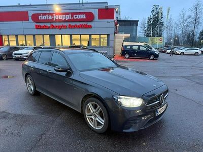 Käytetty 2020 Mercedes E300 AMG Farmari | 32 490 € (Hieman kallis)