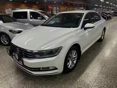 VW Passat