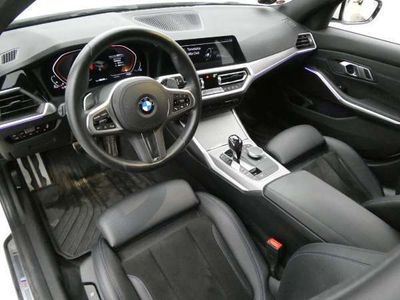 käytetty BMW 320 320 d xDrive M-Sport / Digimittaristo / Sporttipenkit / Puoli