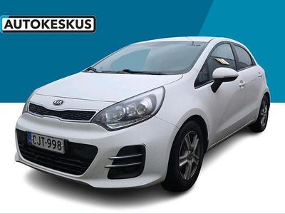 Valkoinen Käytetty 2015 Kia Rio EX Viistoperä | 9 490 € (Perustarjous)