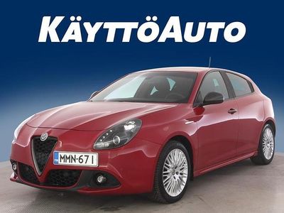 Käytetty Alfa Romeo Giulietta Super 170 HP (125 kW) 2016 Punainen Viistoperä