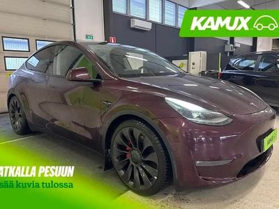Käytetty Tesla Model Y Performance 336 kW (457 HP) 2024 Punainen Katumaasturi