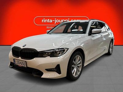 Käytetty 2021 BMW 330e Sport Line Farmari | 24 880 € (Perustarjous)