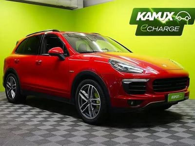 Käytetty Porsche Cayenne S E-Hybrid 333 HP (244 kW) 2015 Punainen Katumaasturi