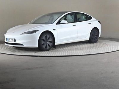 Käytetty 2024 Tesla Model 3 Long Range AWD Sedan | 40 900 € (Kallis)