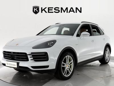 Käytetty 2018 Porsche Cayenne Katumaasturi | 71 900 €