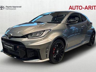 Käytetty Toyota Yaris Sport 276 HP (202 kW) 2025 Harmaa Viistoperä