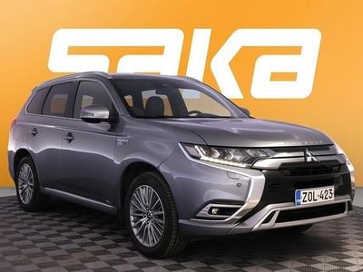 Käytetty Mitsubishi Outlander P-HEV Instyle 224 HP (164 kW) 2019 Katumaasturi
