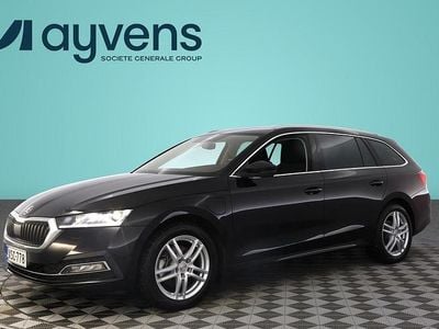 Käytetty Skoda Octavia Style 204 HP (150 kW) 2023 Musta Farmari