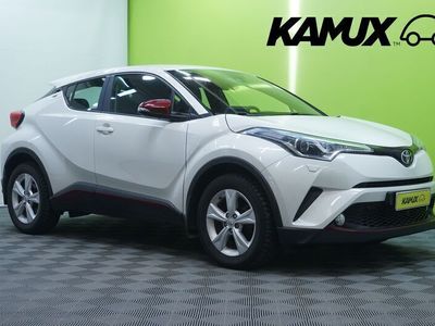 käytetty Toyota C-HR 1,2 T Active / Adaptiivi vakkari / Navigointi / Peruutuskamera / Kaistavahti / Helmiäis valkoinen /