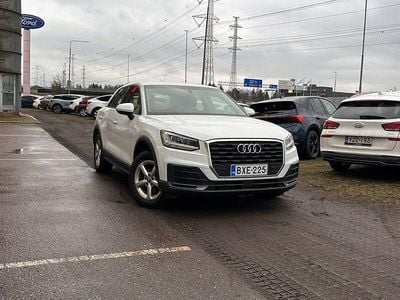 Valkoinen Käytetty 2019 Audi Q2 Business Katumaasturi | 17 870 € (Perustarjous)