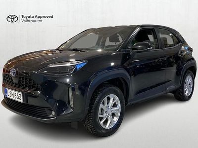 Käytetty Toyota Yaris Cross Active 116 HP (85 kW) 2023 Musta Katumaasturi