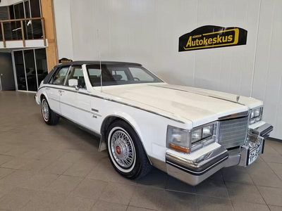 Valkoinen Käytetty 1982 Cadillac Seville Sedan | 9 900 €