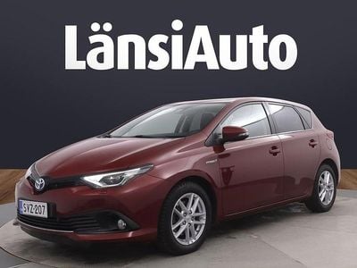 Käytetty 2019 Toyota Auris Hybrid Active Viistoperä | 18 940 € (Perustarjous)