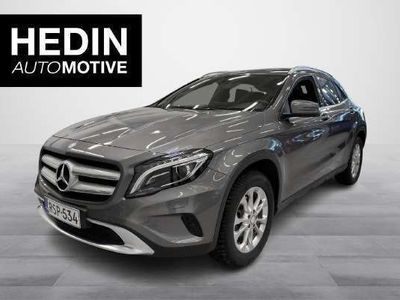 käytetty Mercedes GLA200 d 4Matic A Urban Off-roader //