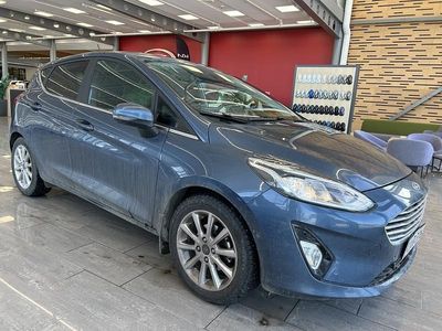 Käytetty Ford Fiesta Titanium 101 HP (74 kW) 2019 Sininen Viistoperä