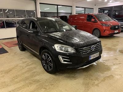 Käytetty 2016 Volvo XC60 Summum Katumaasturi | 15 990 € (Perustarjous)