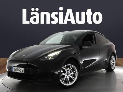 Käytetty 2023 Tesla Model Y RWD Katumaasturi | 29 790 € (Perustarjous)
