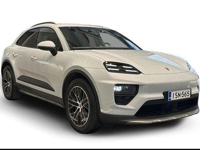 Harmaa Käytetty 2025 Porsche Macan Katumaasturi | 86 900 € (Supertarjous)