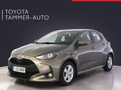 Käytetty Toyota Yaris Active 91 HP (66 kW) 2020 Ruskea (beige) Viistoperä