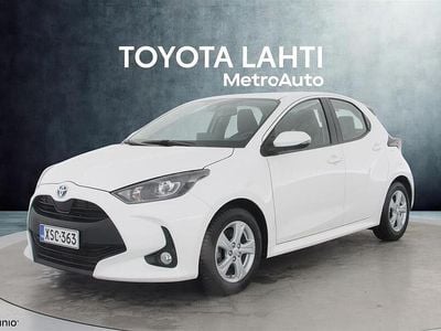 Käytetty 2023 Toyota Yaris Hybrid Active Viistoperä | 20 890 € (Perustarjous)