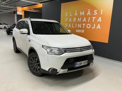 Käytetty 2015 Mitsubishi Outlander P-HEV Instyle Katumaasturi | 11 400 € (Hyvä tarjous)