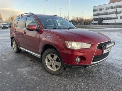 Punainen Käytetty 2010 Mitsubishi Outlander Instyle Katumaasturi | 9 900 € (Hyvä tarjous)