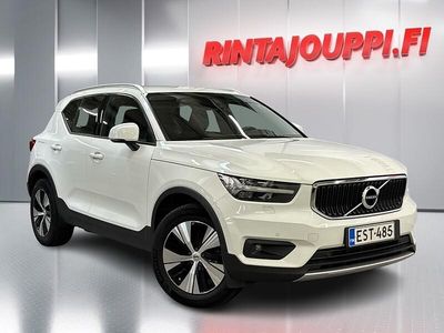 Valkoinen Käytetty 2021 Volvo XC40 Momentum Katumaasturi | 27 170 € (Perustarjous)