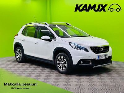 käytetty Peugeot 2008 Allure PureTech 110 / JUURI TULLUT! / Suomi- Auto / Panorama / Lohko+sisäp. / P.tutka / Soita ja kys