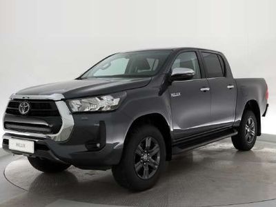 käytetty Toyota HiLux Double Cab 4WD 2,4D Active 2-paikkainen Automaatti - **Nopeaan toimitukseen**