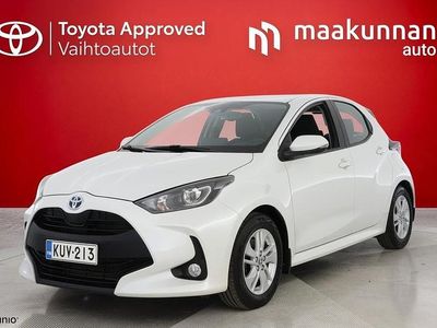 Valkoinen Käytetty 2022 Toyota Yaris Hybrid Active Viistoperä | 18 800 € (Perustarjous)