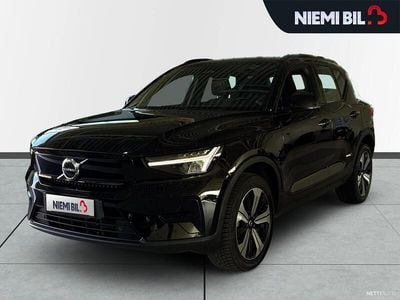 Käytetty 2023 Volvo XC40 Core Katumaasturi | 29 990 € (Hyvä tarjous)
