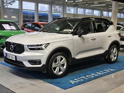 Käytetty Volvo XC40 R-Design 163 HP (119 kW) 2020 Katumaasturi