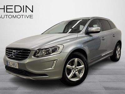 Harmaa Käytetty 2016 Volvo XC60 Business Edition Katumaasturi | 22 800 € (Perustarjous)