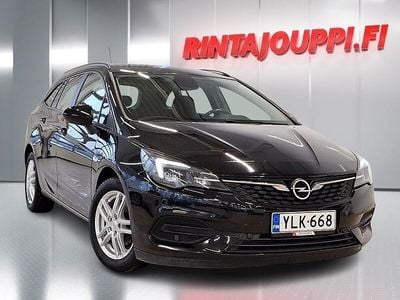 Käytetty Opel Astra 146 HP (107 kW) 2022 Musta Farmari